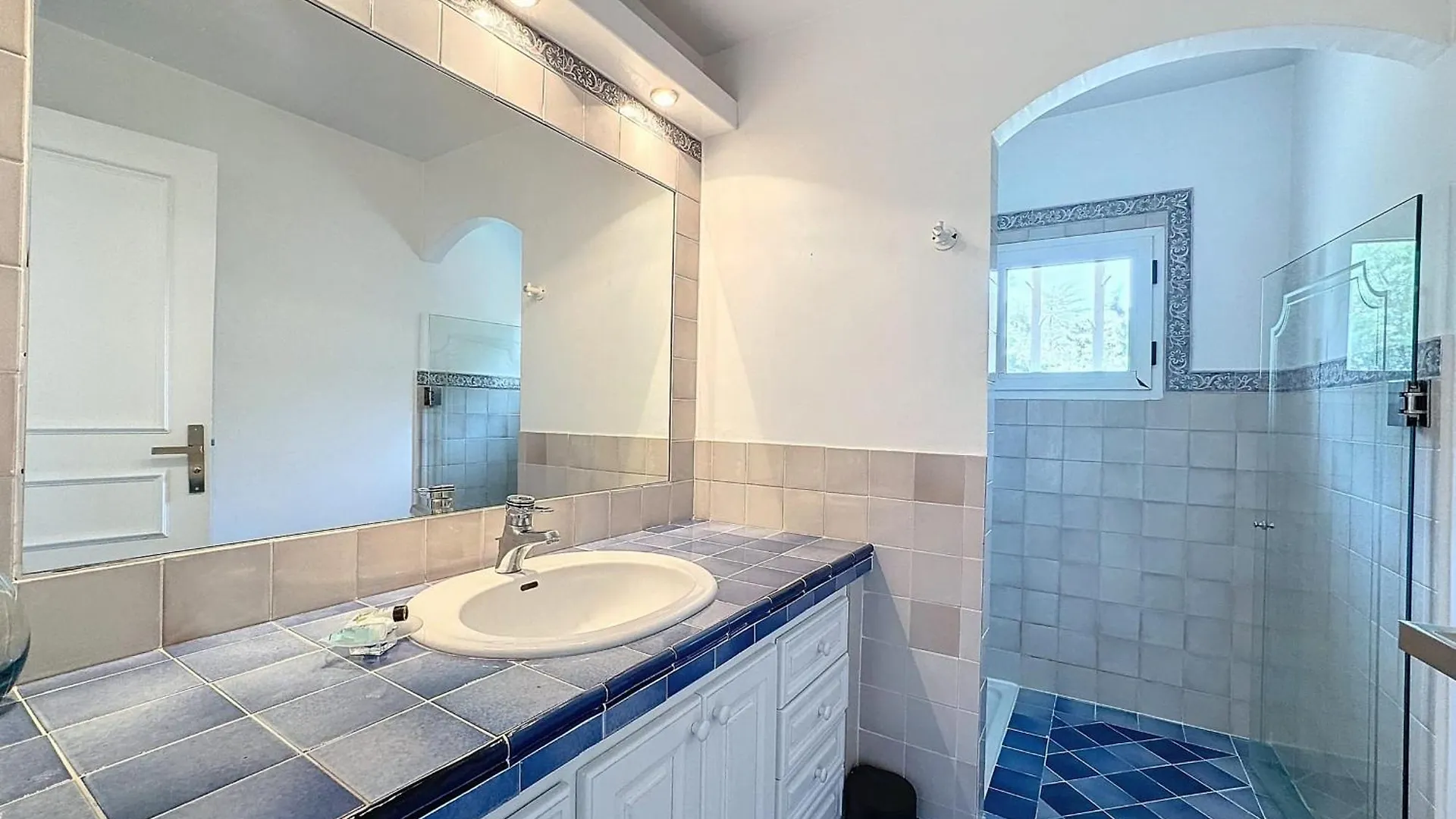 House 95M In A Quiet Area In Saint-Tropez Βίλα